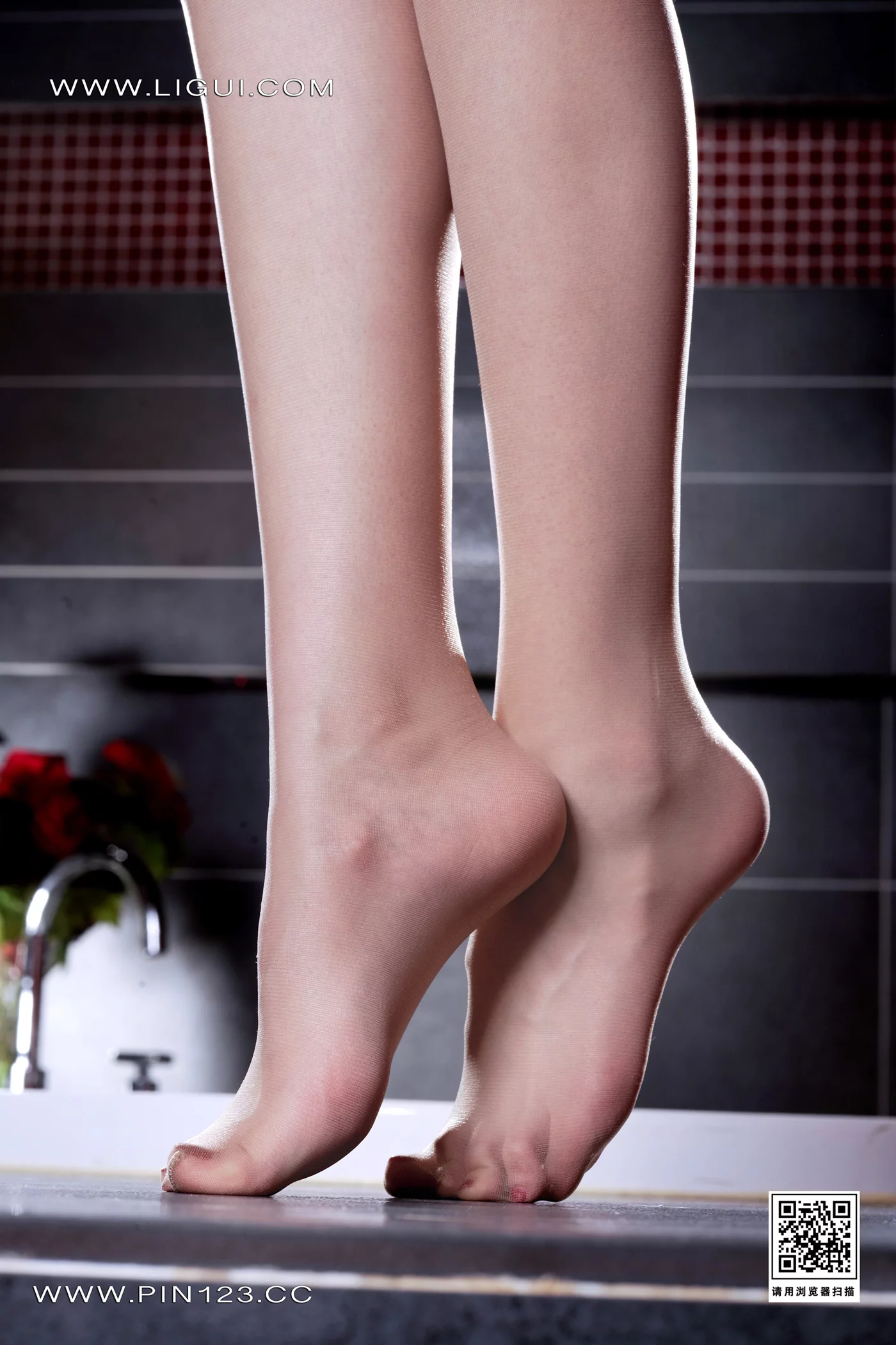 图片[35]-[Ligui丽柜]2022.10.05 精品典藏 桃子＆Vicky[48+1P] – 速更版-美库