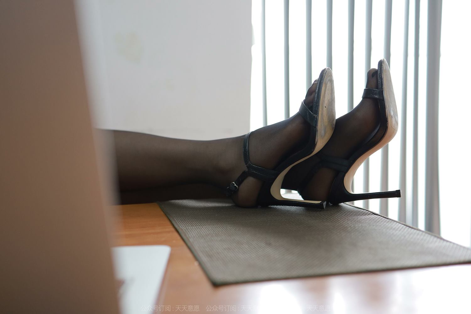 图片[63]-[IESS异思趣向] 耽丝 220622小婕 [85P] – 速更版-美库