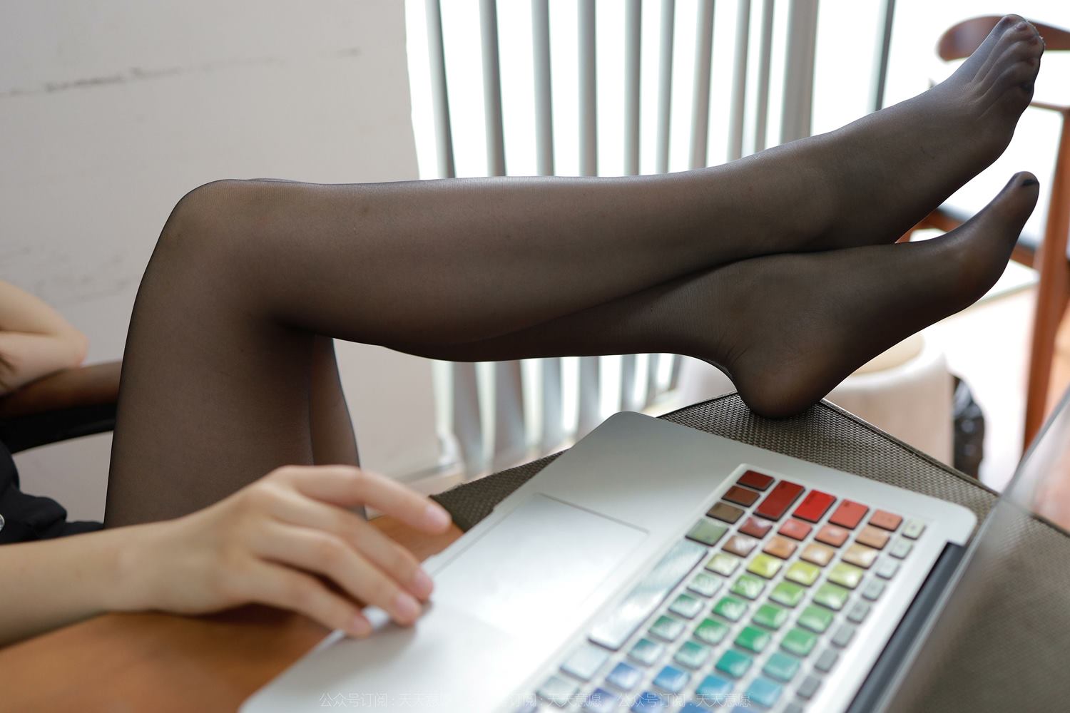 图片[77]-[IESS异思趣向] 耽丝 220622小婕 [85P] – 速更版-美库