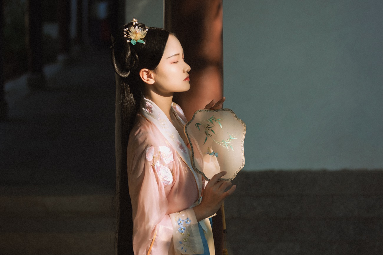 图片[17]-[YITUYU艺图语] 2021.10.26 千万绪 清酒 [22P] – 速更版-美库