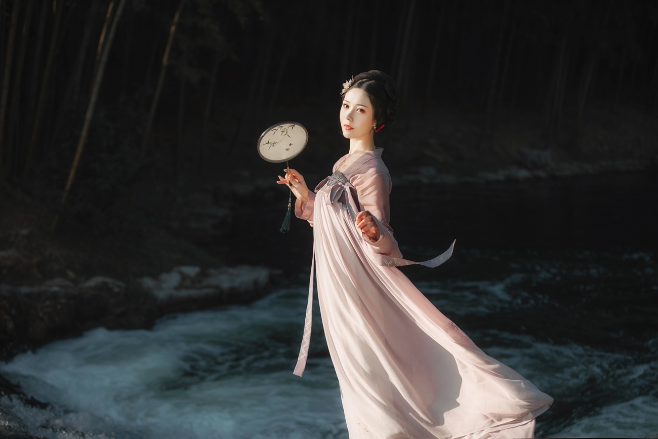 图片[16]-[YITUYU艺图语] 2021.10.26 仙鹤 葵花花花儿 [20P] – 速更版-美库