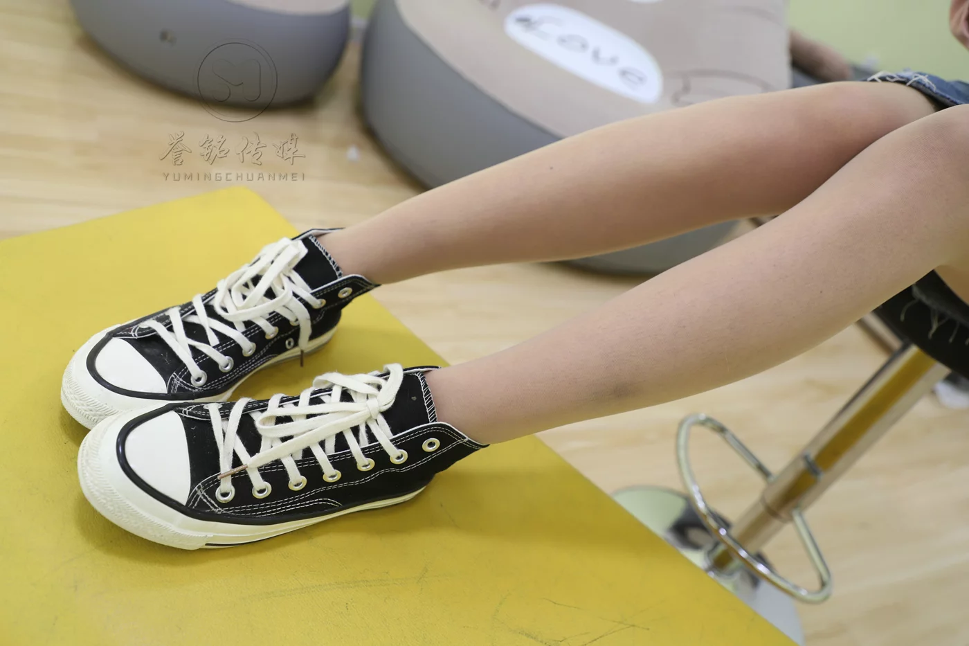 图片[18]-[誉铭传媒]袜足摄影 2019年 NO.026 肉丝诱惑[135P] – 速更版-美库