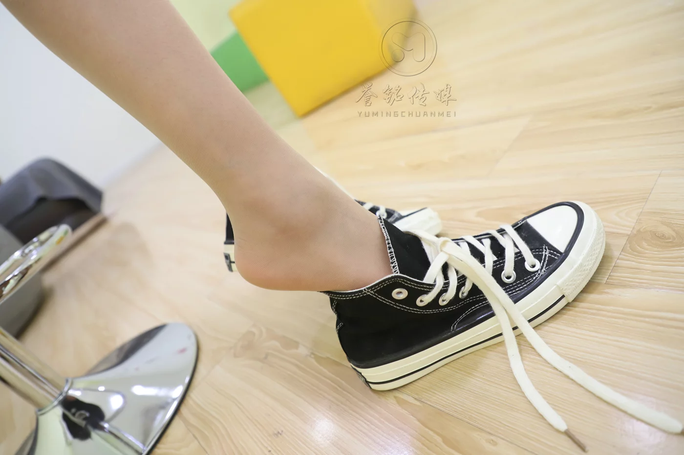 图片[30]-[誉铭传媒]袜足摄影 2019年 NO.026 肉丝诱惑[135P] – 速更版-美库