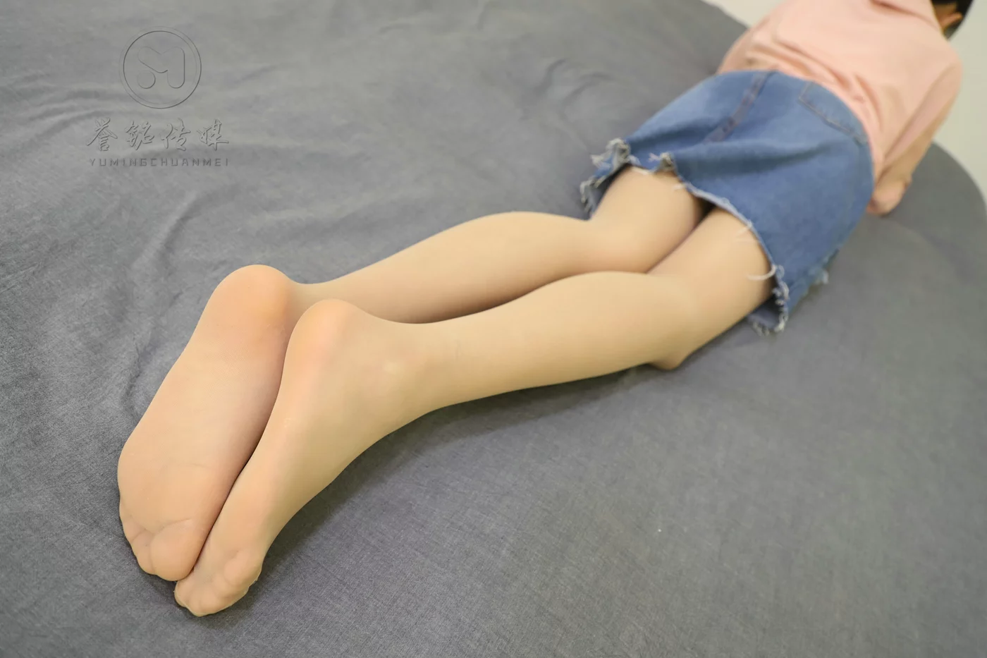 图片[83]-[誉铭传媒]袜足摄影 2019年 NO.026 肉丝诱惑[135P] – 速更版-美库