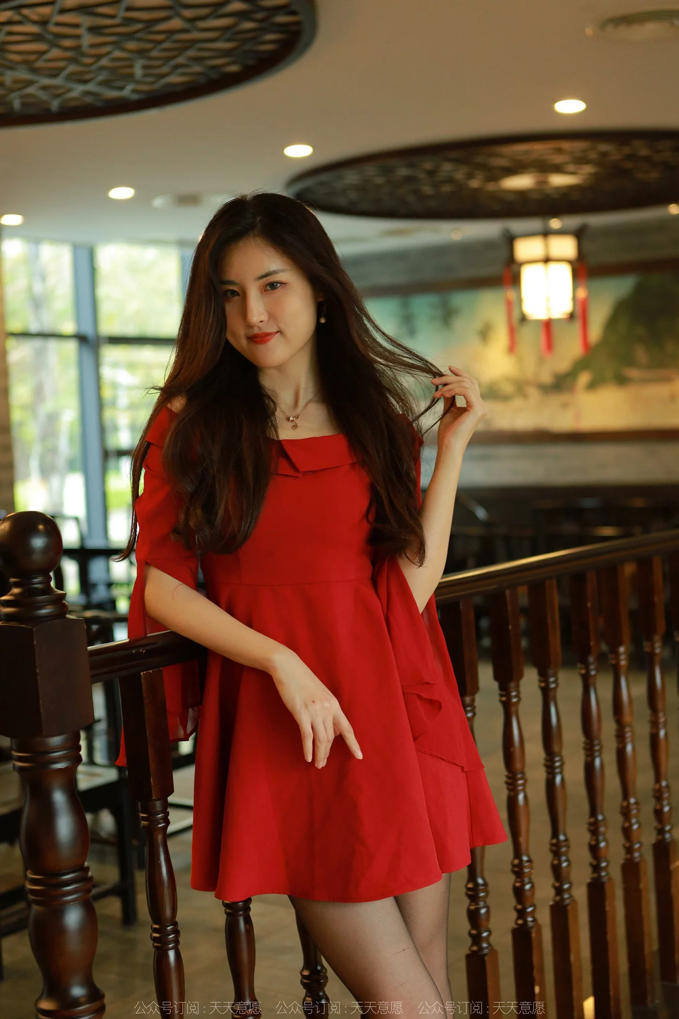 图片[53]-[IESS异思趣向] 2022.05.08 丝享家1082：小宝《红裙女神》[77P] – 速更版-美库