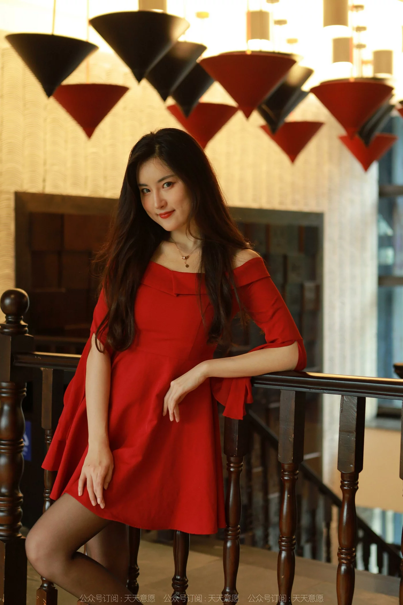 图片[69]-[IESS异思趣向] 2022.05.08 丝享家1082：小宝《红裙女神》[77P] – 速更版-美库