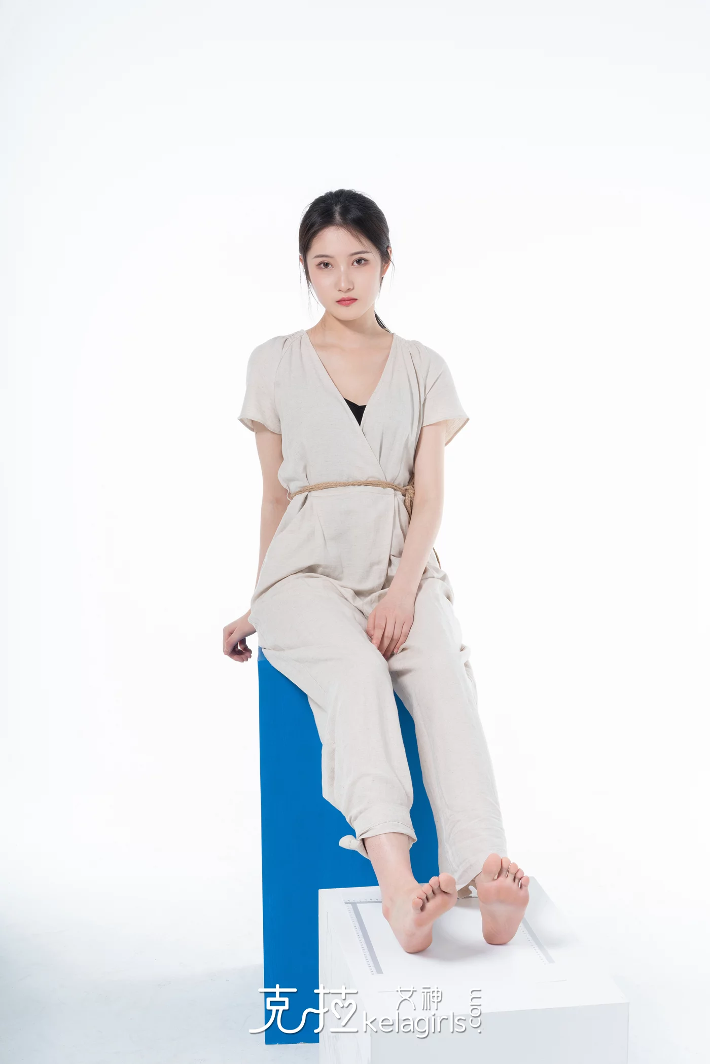 图片[15]-[Kelagirls克拉女神]2021.12.21《脱鞋量脚》嘉萌[30P] – 速更版-美库