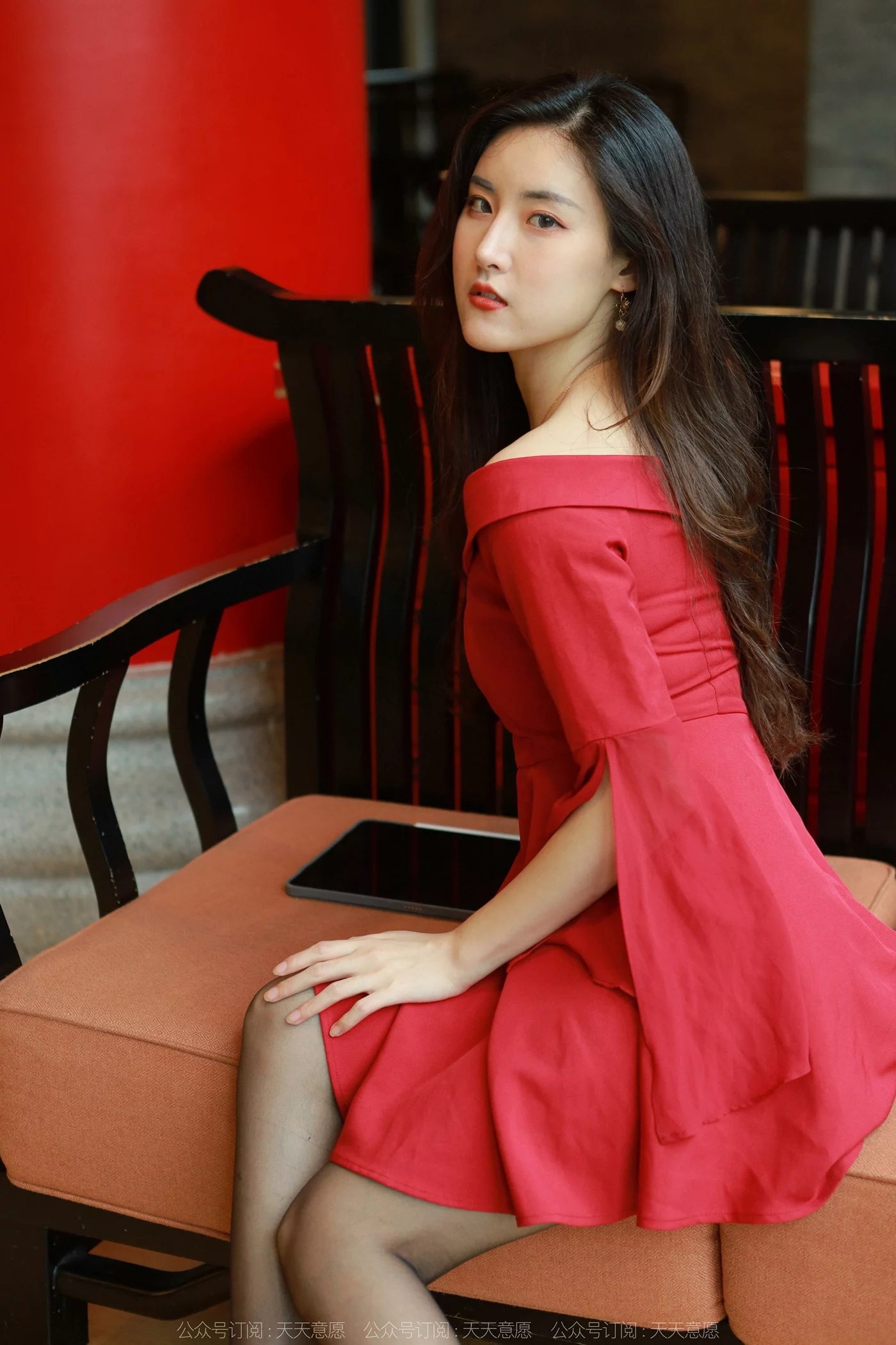 图片[77]-[IESS异思趣向] 2022.05.08 丝享家1082：小宝《红裙女神》[77P] – 速更版-美库