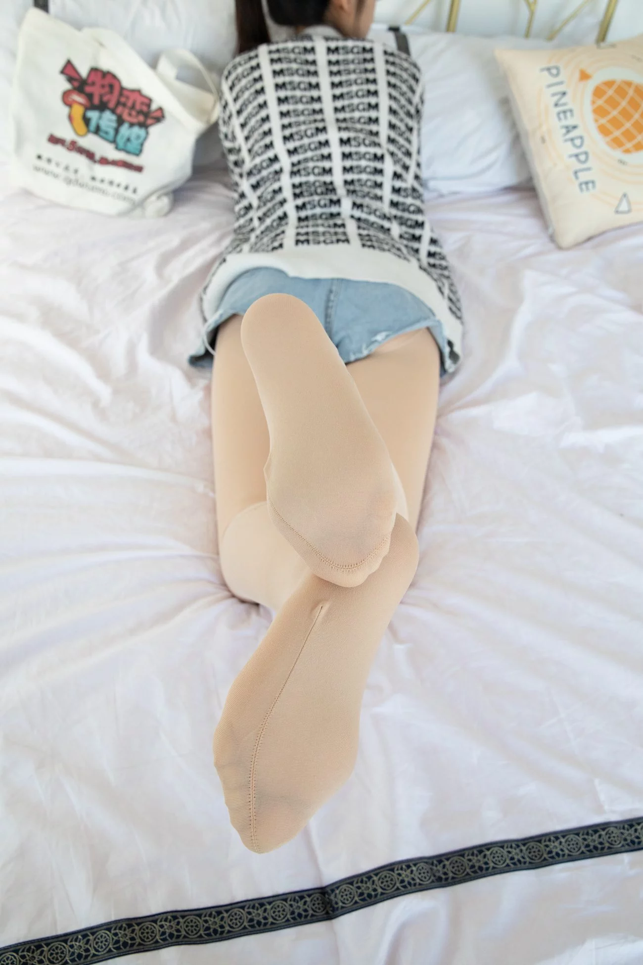 图片[123]-物恋传媒 NO.585 菲菲-那片海[183P] – 速更版-美库