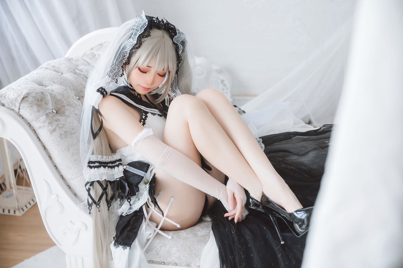 图片[19]-焖焖碳 可畏礼服 [33P] – 速更版-美库