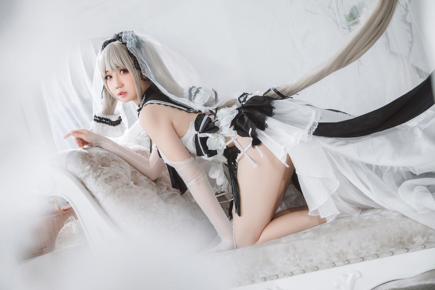 图片[25]-焖焖碳 可畏礼服 [33P] – 速更版-美库