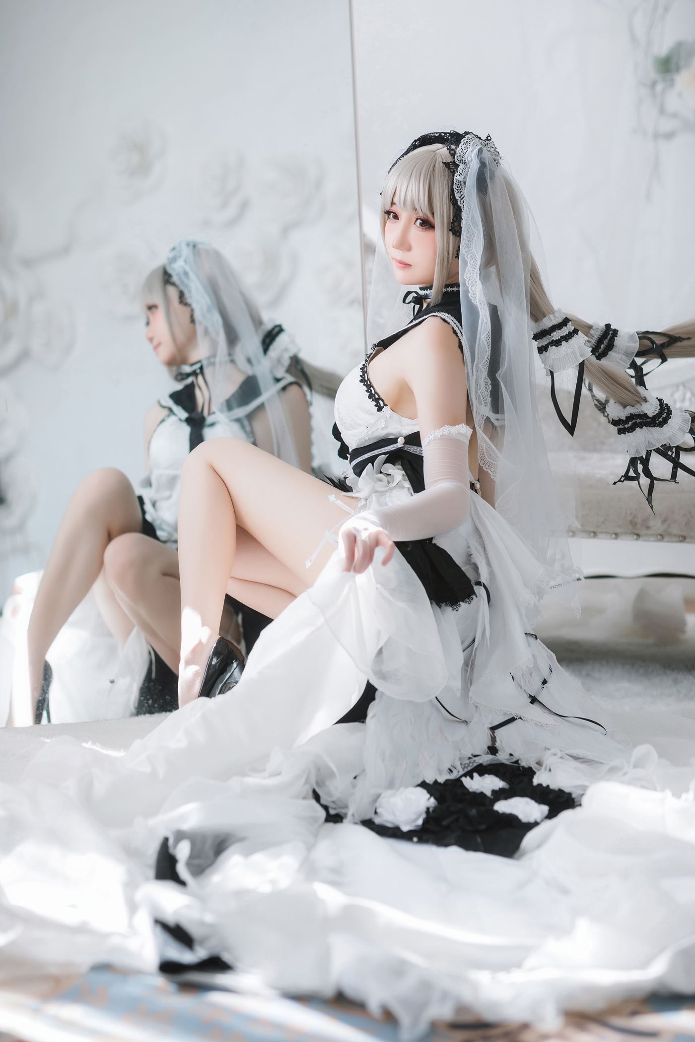 图片[31]-焖焖碳 可畏礼服 [33P] – 速更版-美库