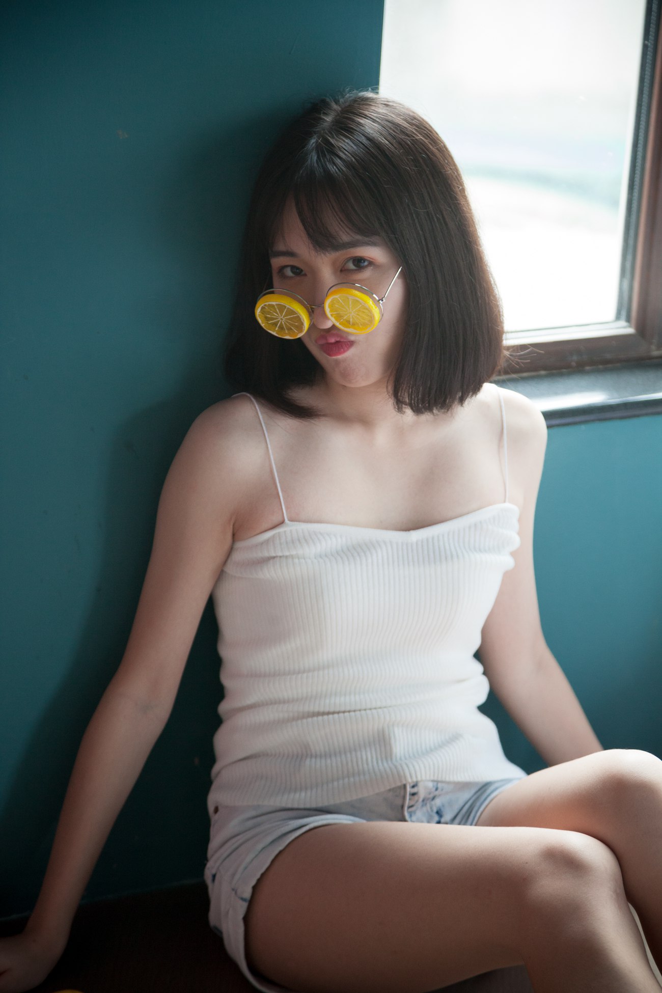 [YITUYU艺图语] 2021.10.30 柠檬味的夏天 琳琳 [22P] - 速更版-艺库