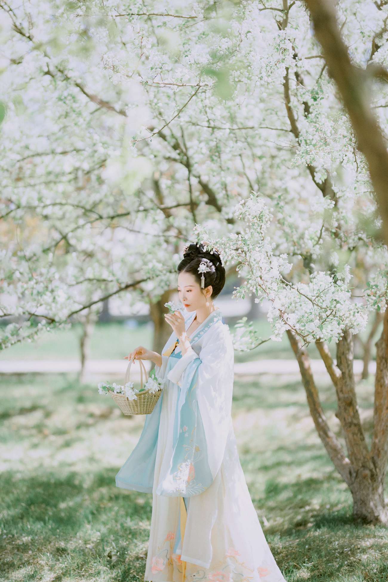 图片[12]-[YITUYU艺图语] 2021.10.30 花朝 Simple [22P] – 速更版-美库