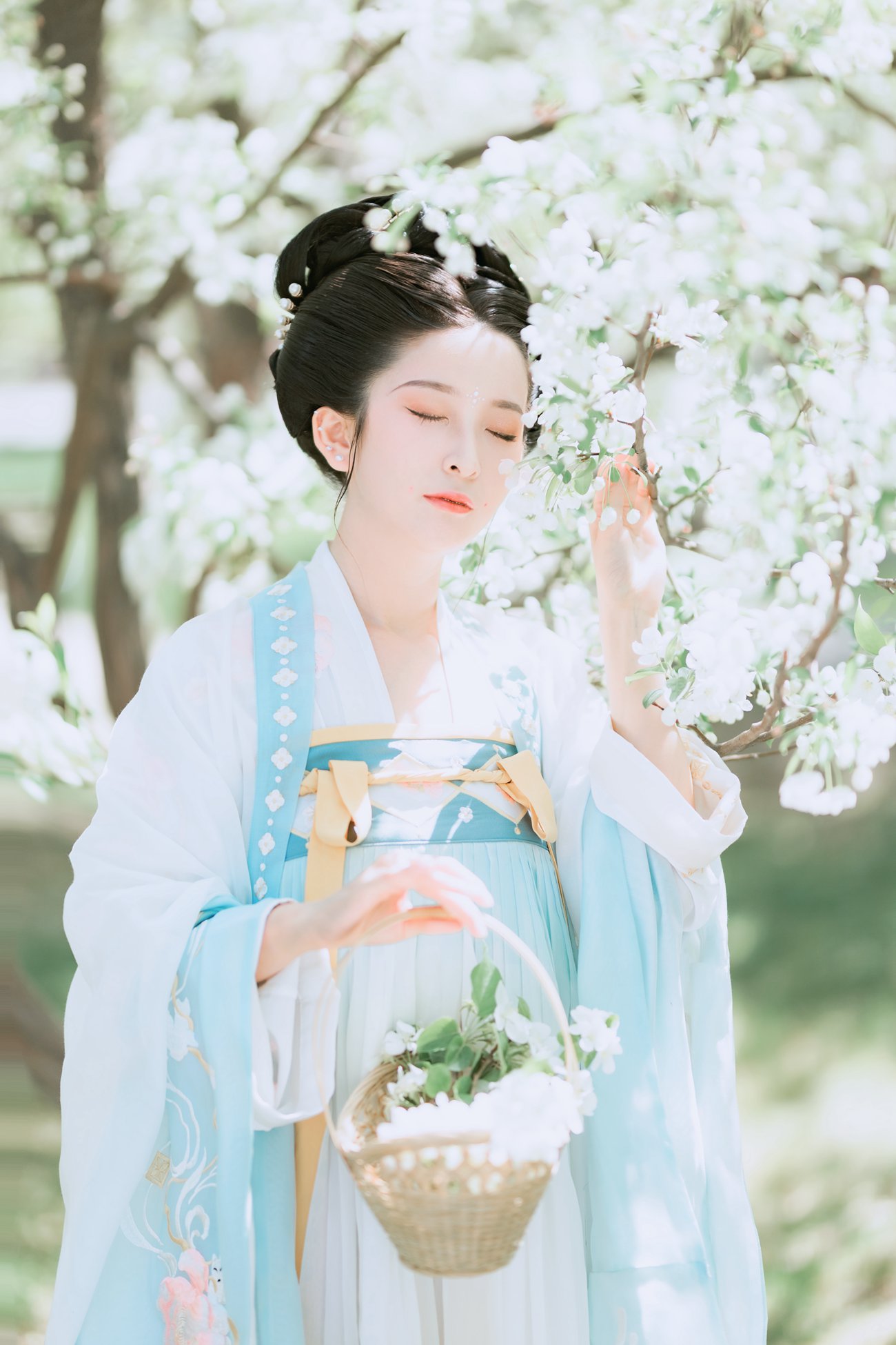 图片[14]-[YITUYU艺图语] 2021.10.30 花朝 Simple [22P] – 速更版-美库