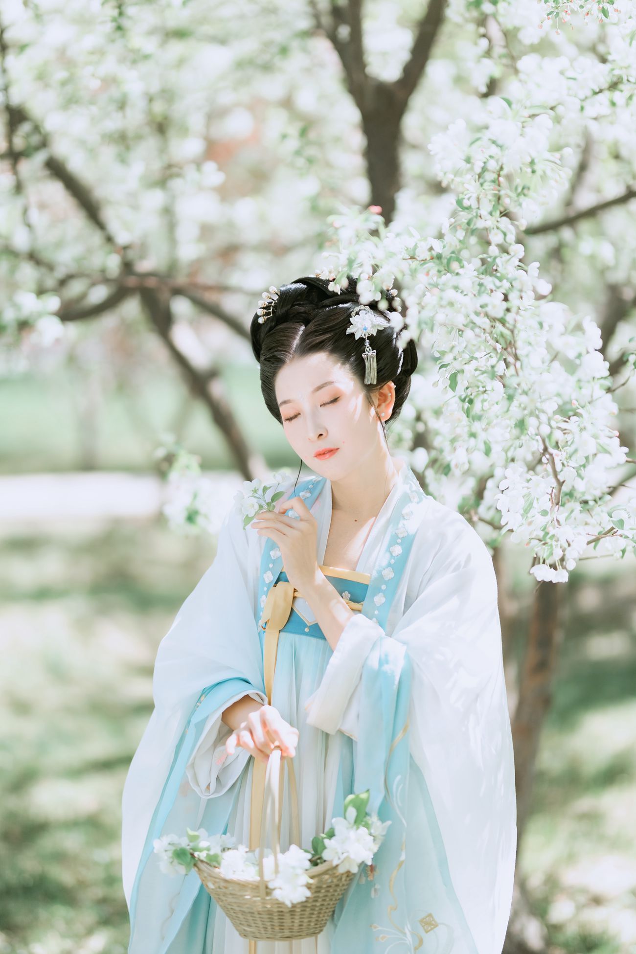 图片[18]-[YITUYU艺图语] 2021.10.30 花朝 Simple [22P] – 速更版-美库