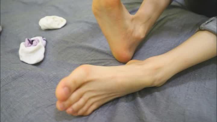 图片[13]-[誉铭传媒]袜足摄影 2019年 NO.029 棉袜船袜[19P] – 速更版-美库