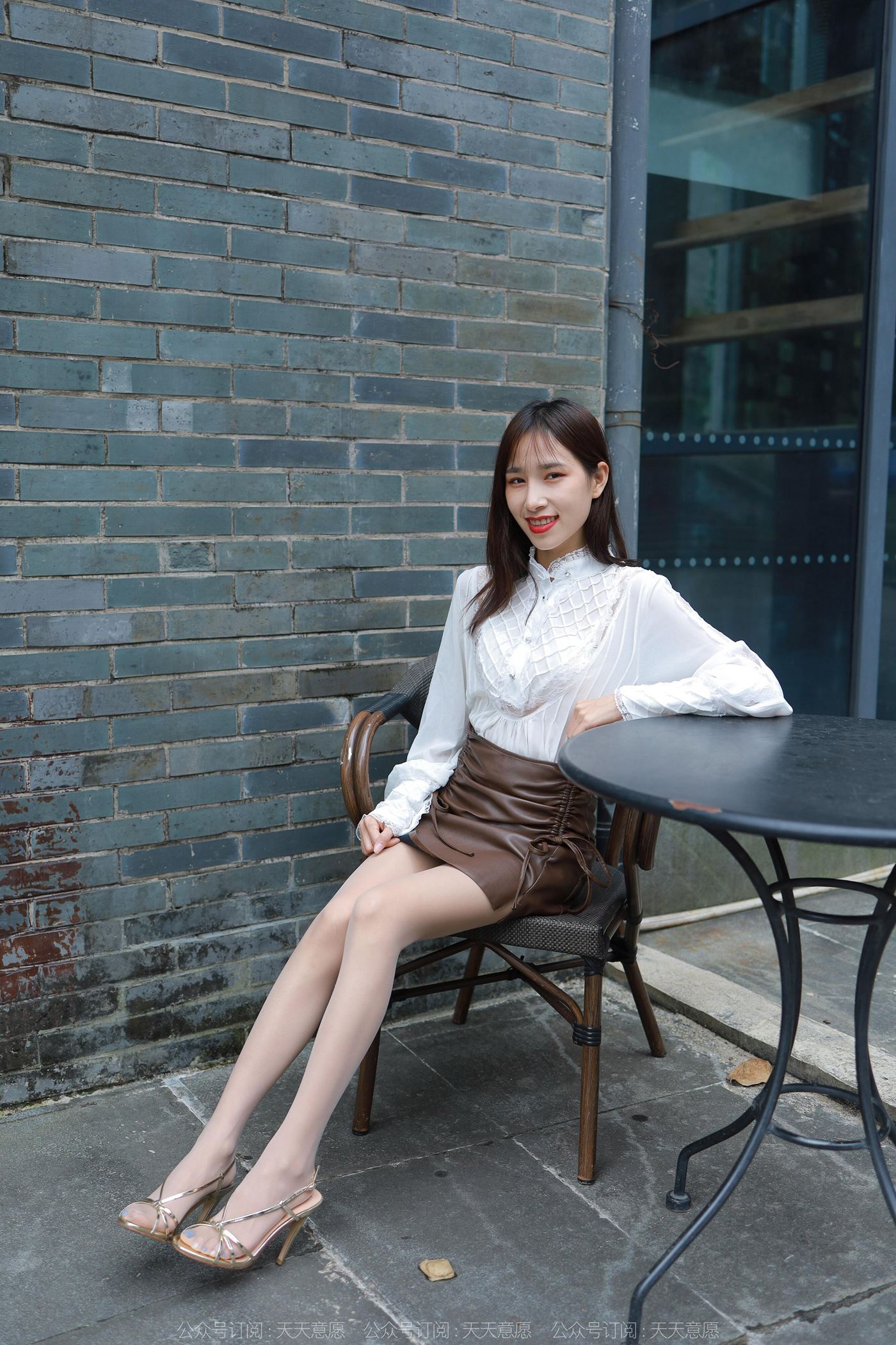 图片[83]-[IESS异思趣向] 2022.05.09 丝享家1083：美子《金色凉鞋》[84P] – 速更版-美库