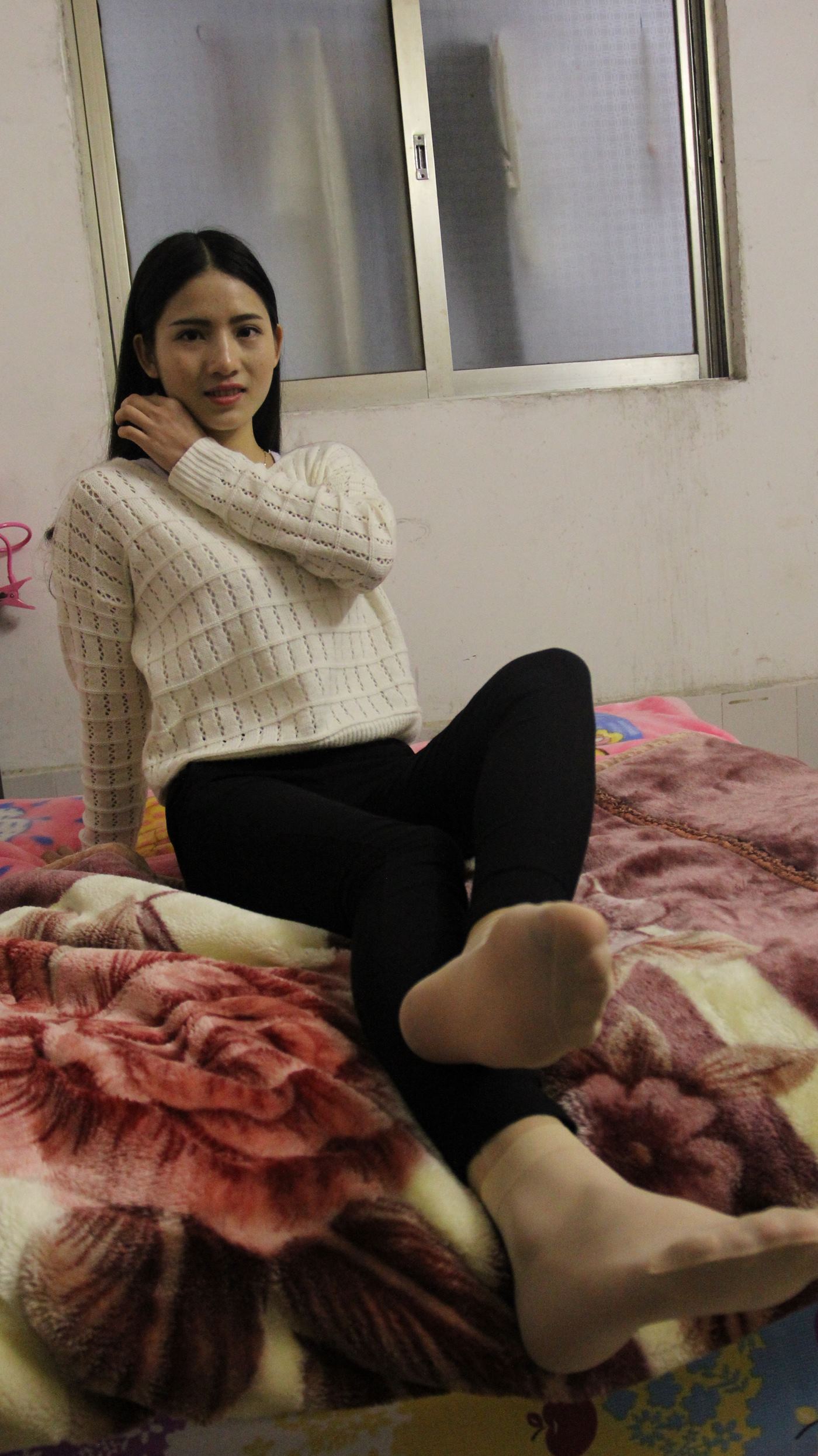 图片[16]-学妹校园寝室短丝系列045 小青[94P] – 速更版-美库