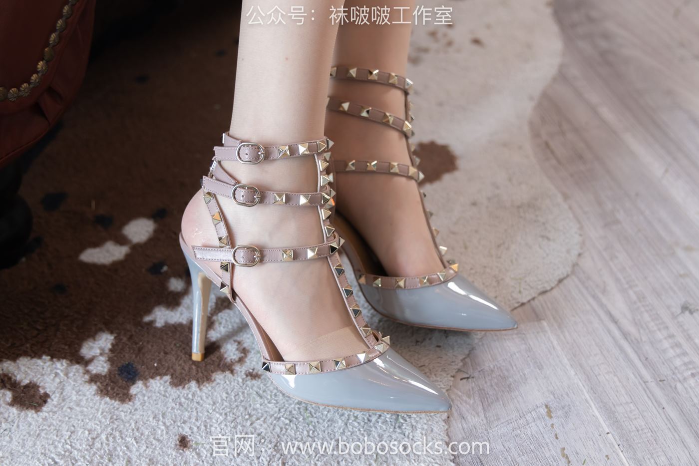 图片[31]-[BoBoSocks袜啵啵]NO.126 小甜豆-华伦天奴高跟鞋、肉丝[141P] – 速更版-美库