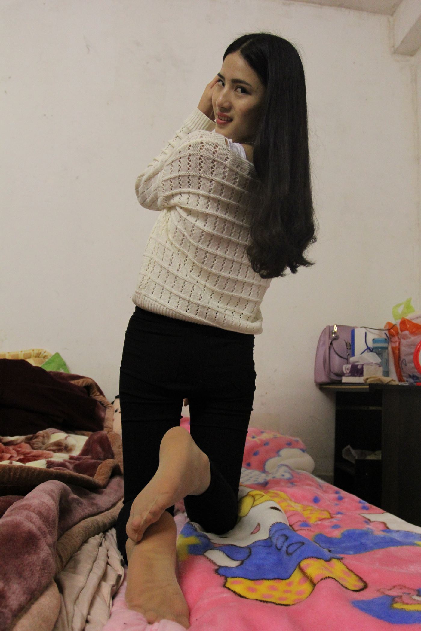 图片[63]-学妹校园寝室短丝系列045 小青[94P] – 速更版-美库