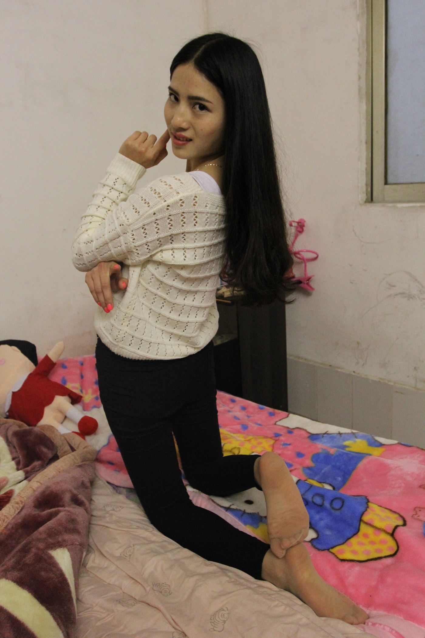 图片[65]-学妹校园寝室短丝系列045 小青[94P] – 速更版-美库