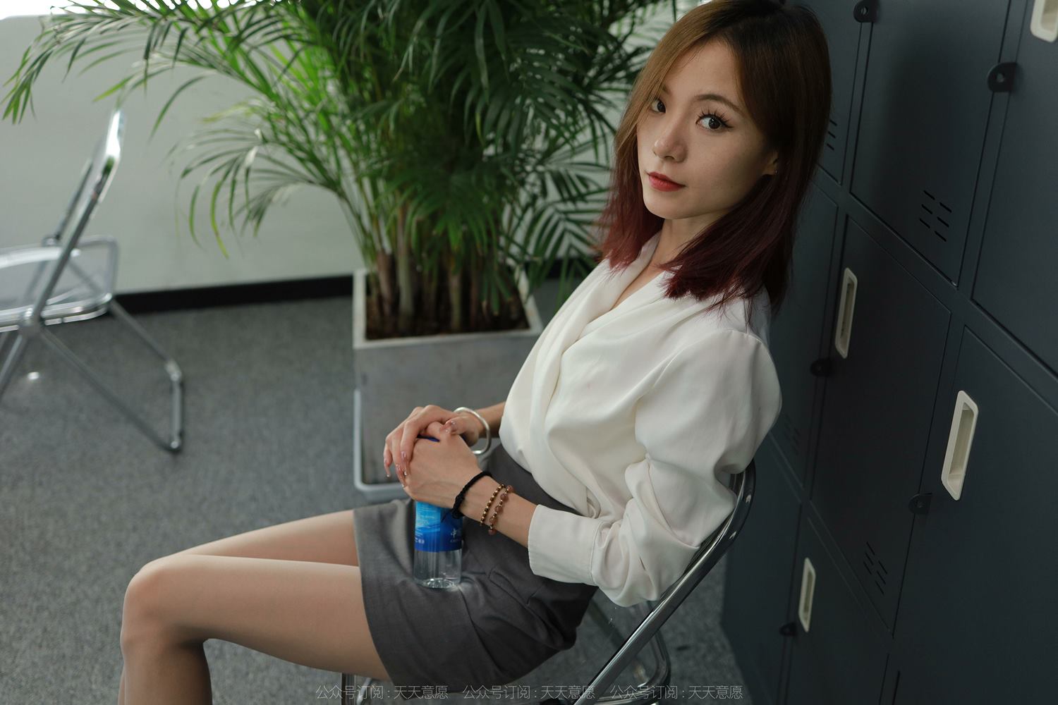 图片[38]-[IESS异思趣向] 耽丝 220629小六 [86P] – 速更版-美库