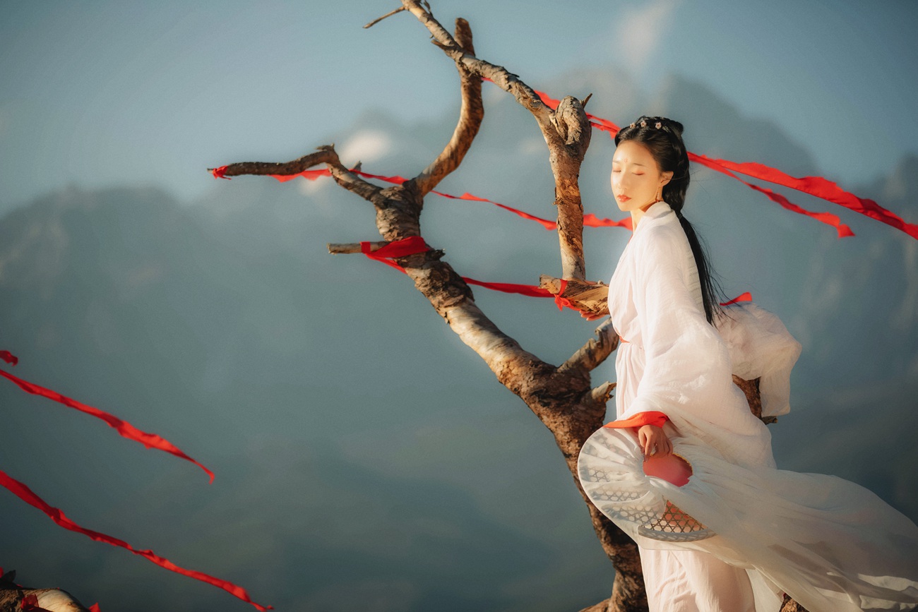 图片[16]-[YITUYU艺图语] 2021.11.05 红妆 流韶 [20P] – 速更版-美库