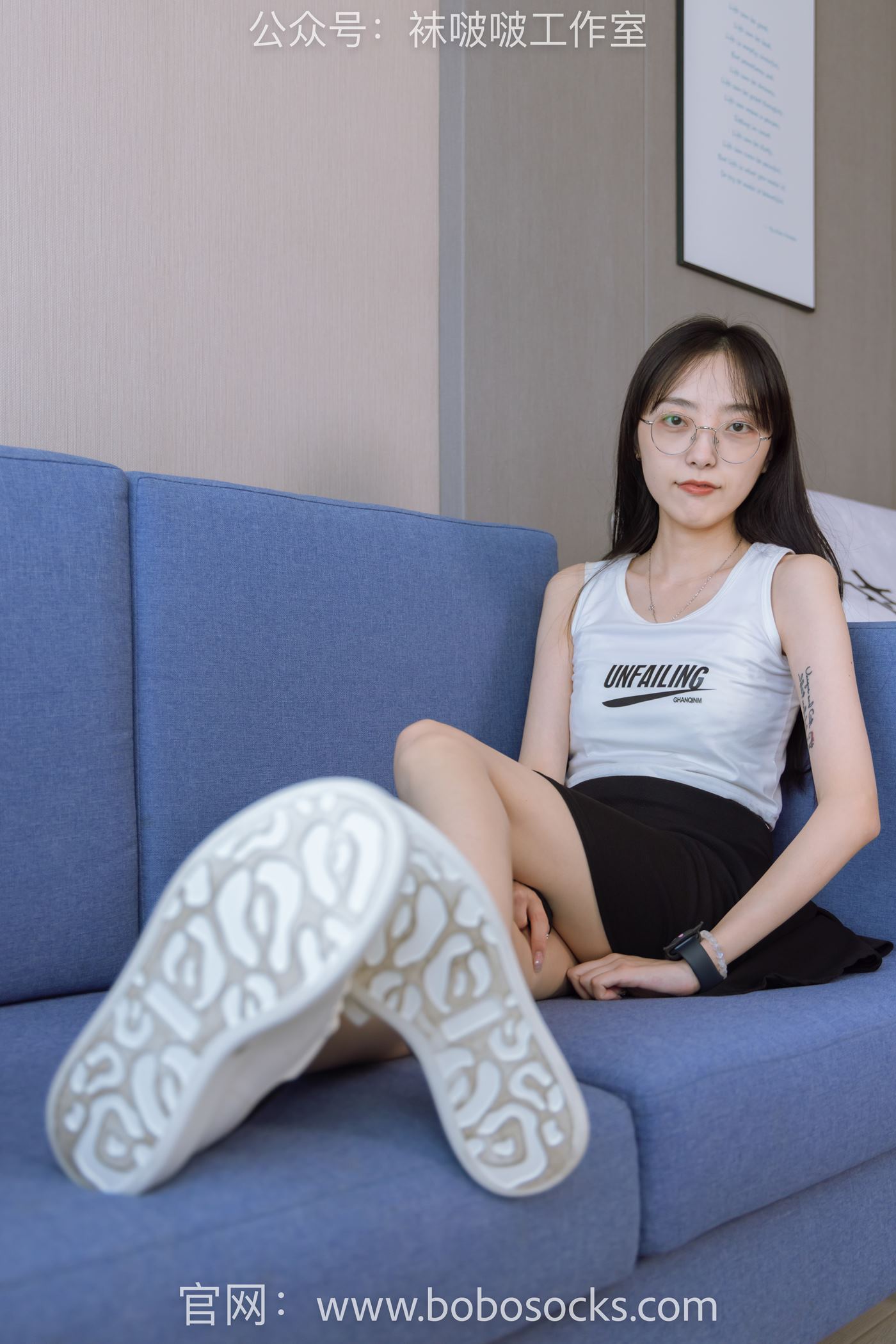 图片[10]-[BoBoSocks袜啵啵]NO.127 稚予-麦昆板鞋、两双自然穿旧棉袜、裸足 [139P] – 速更版-美库