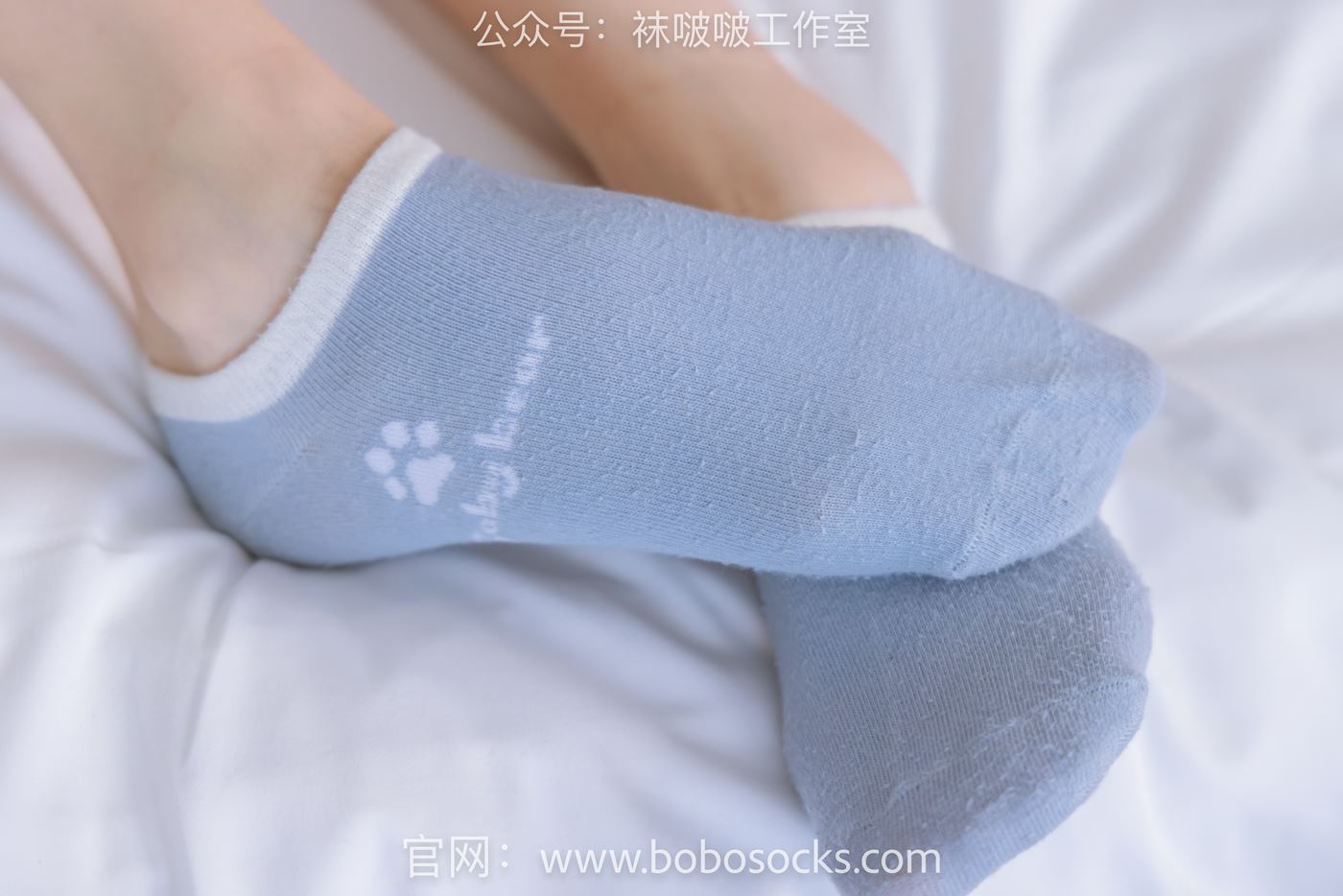 图片[25]-[BoBoSocks袜啵啵]NO.127 稚予-麦昆板鞋、两双自然穿旧棉袜、裸足 [139P] – 速更版-美库
