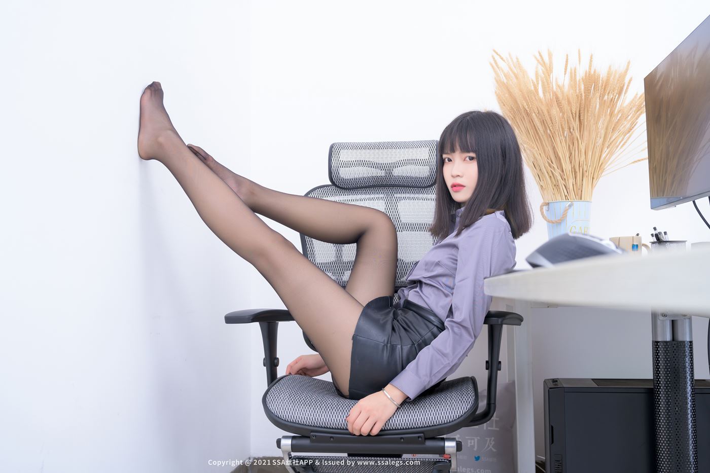 图片[27]-[SSA丝社]超清写真 NO.749 模特丹丹的黑丝袜OL（下）[123P] – 速更版-美库