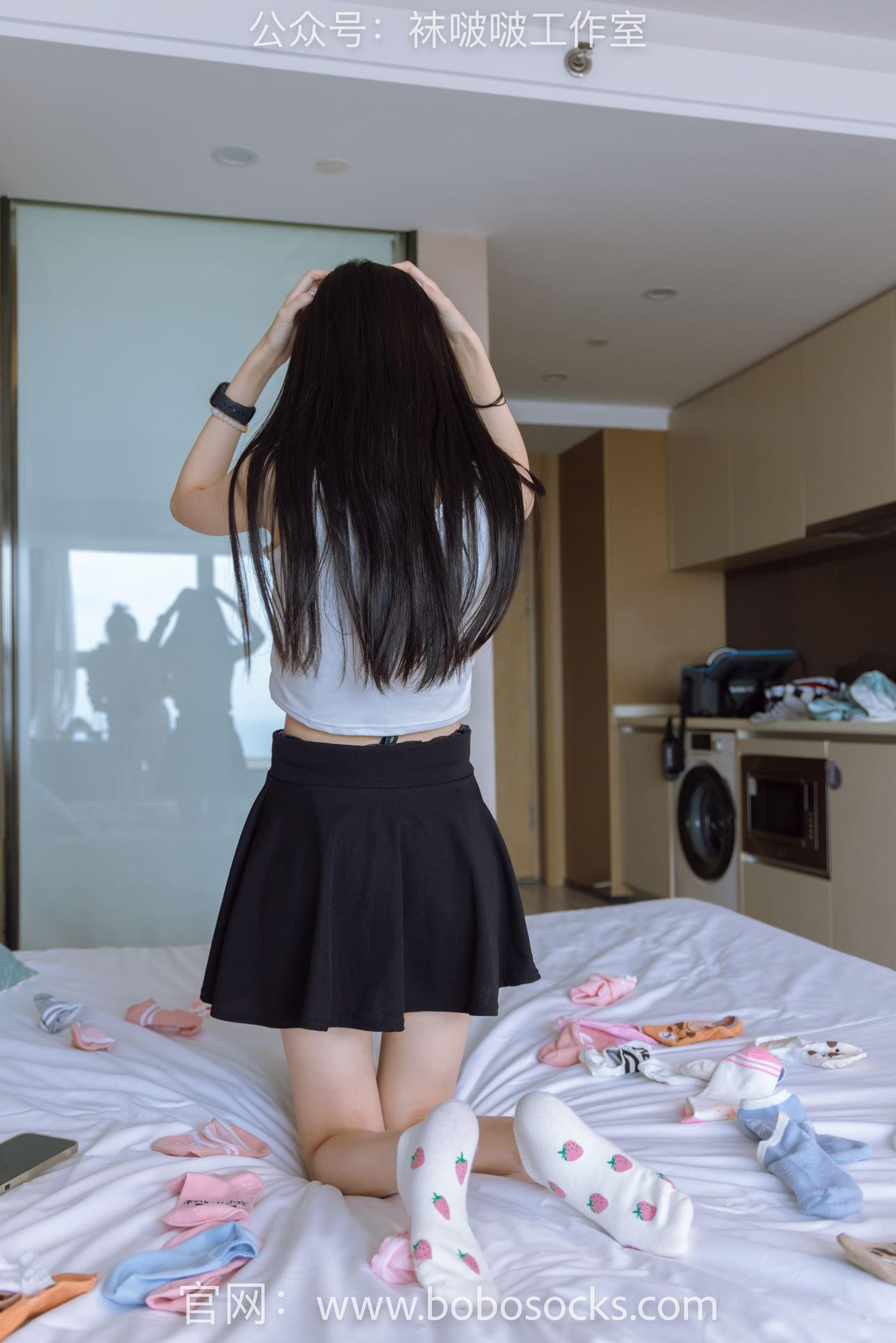 图片[56]-[BoBoSocks袜啵啵]NO.127 稚予-麦昆板鞋、两双自然穿旧棉袜、裸足 [139P] – 速更版-美库