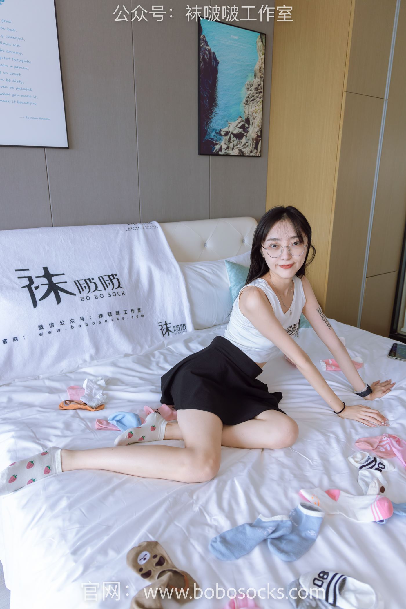 图片[72]-[BoBoSocks袜啵啵]NO.127 稚予-麦昆板鞋、两双自然穿旧棉袜、裸足 [139P] – 速更版-美库