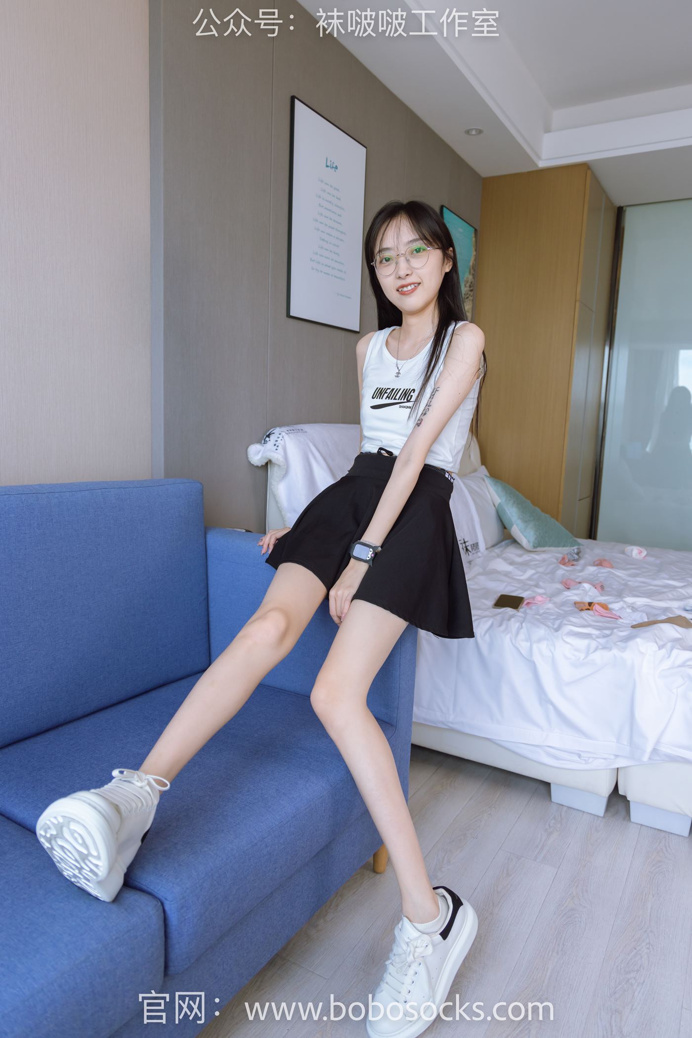 图片[85]-[BoBoSocks袜啵啵]NO.127 稚予-麦昆板鞋、两双自然穿旧棉袜、裸足 [139P] – 速更版-美库