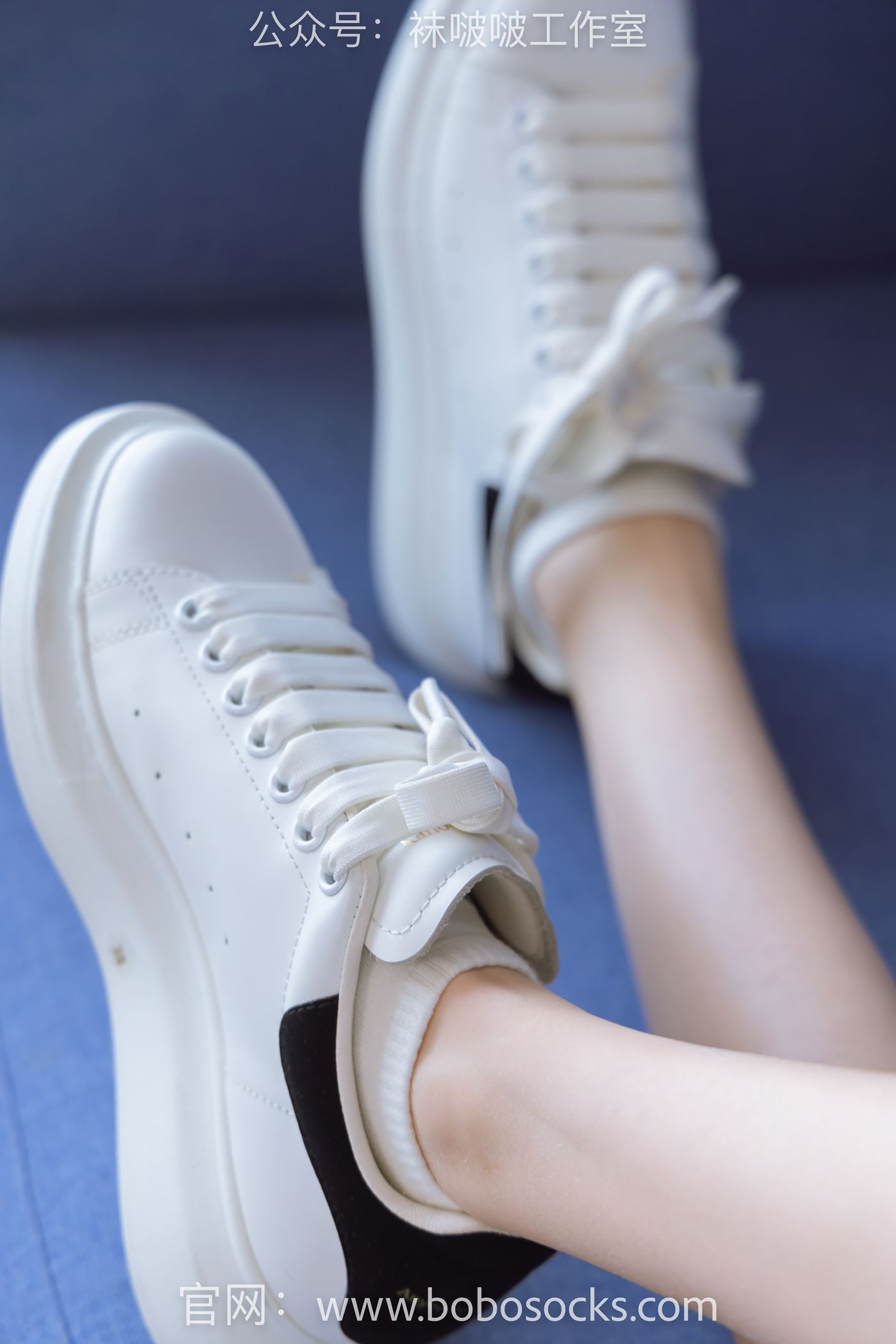 图片[102]-[BoBoSocks袜啵啵]NO.127 稚予-麦昆板鞋、两双自然穿旧棉袜、裸足 [139P] – 速更版-美库