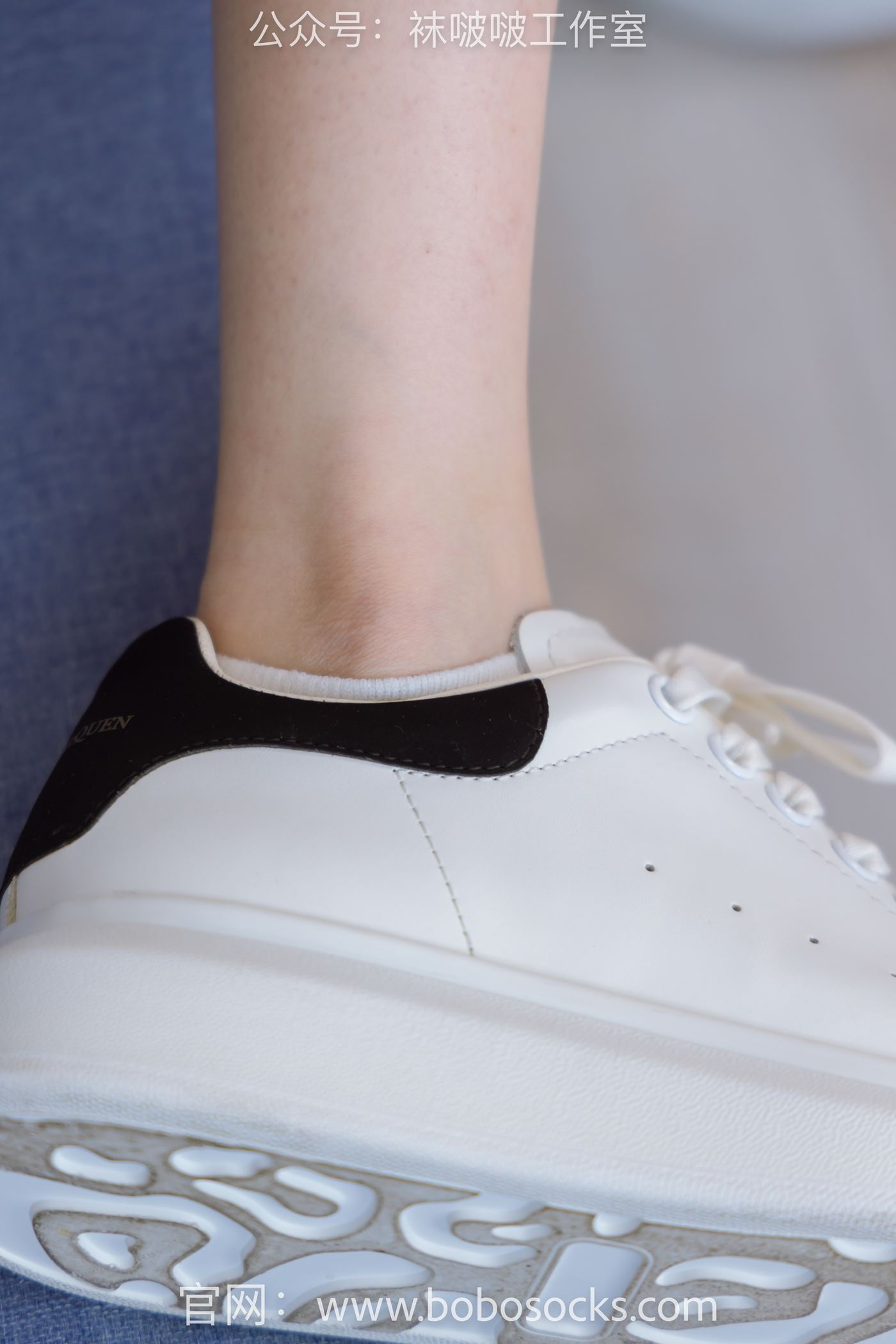 图片[139]-[BoBoSocks袜啵啵]NO.127 稚予-麦昆板鞋、两双自然穿旧棉袜、裸足 [139P] – 速更版-美库