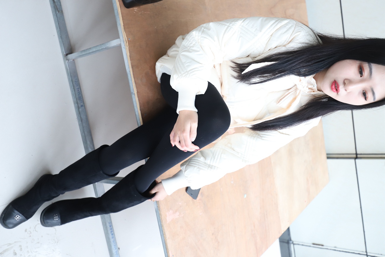 图片[19]-大西瓜爱牙膏-2019 7月活动 模特2（二） 黑丝长靴 [109P] – 速更版-美库