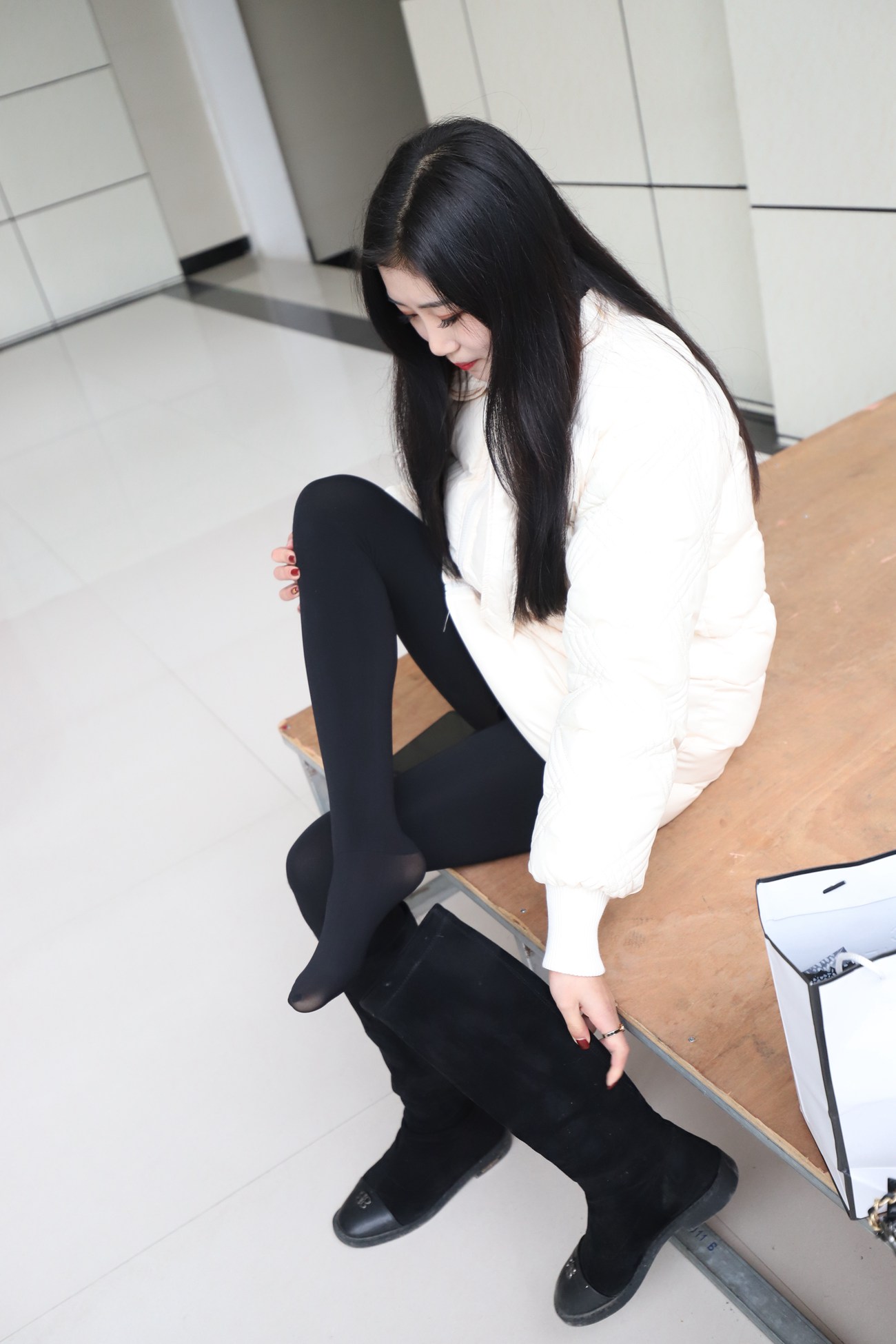 图片[24]-大西瓜爱牙膏-2019 7月活动 模特2（二） 黑丝长靴 [109P] – 速更版-美库