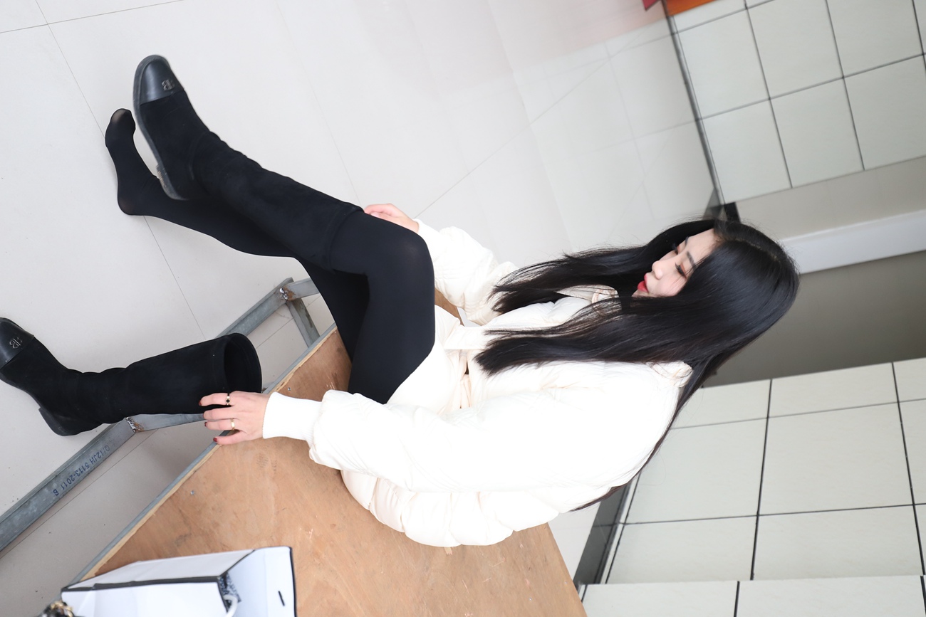 图片[30]-大西瓜爱牙膏-2019 7月活动 模特2（二） 黑丝长靴 [109P] – 速更版-美库