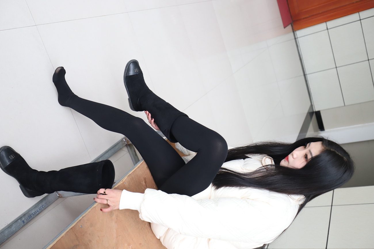 图片[35]-大西瓜爱牙膏-2019 7月活动 模特2（二） 黑丝长靴 [109P] – 速更版-美库