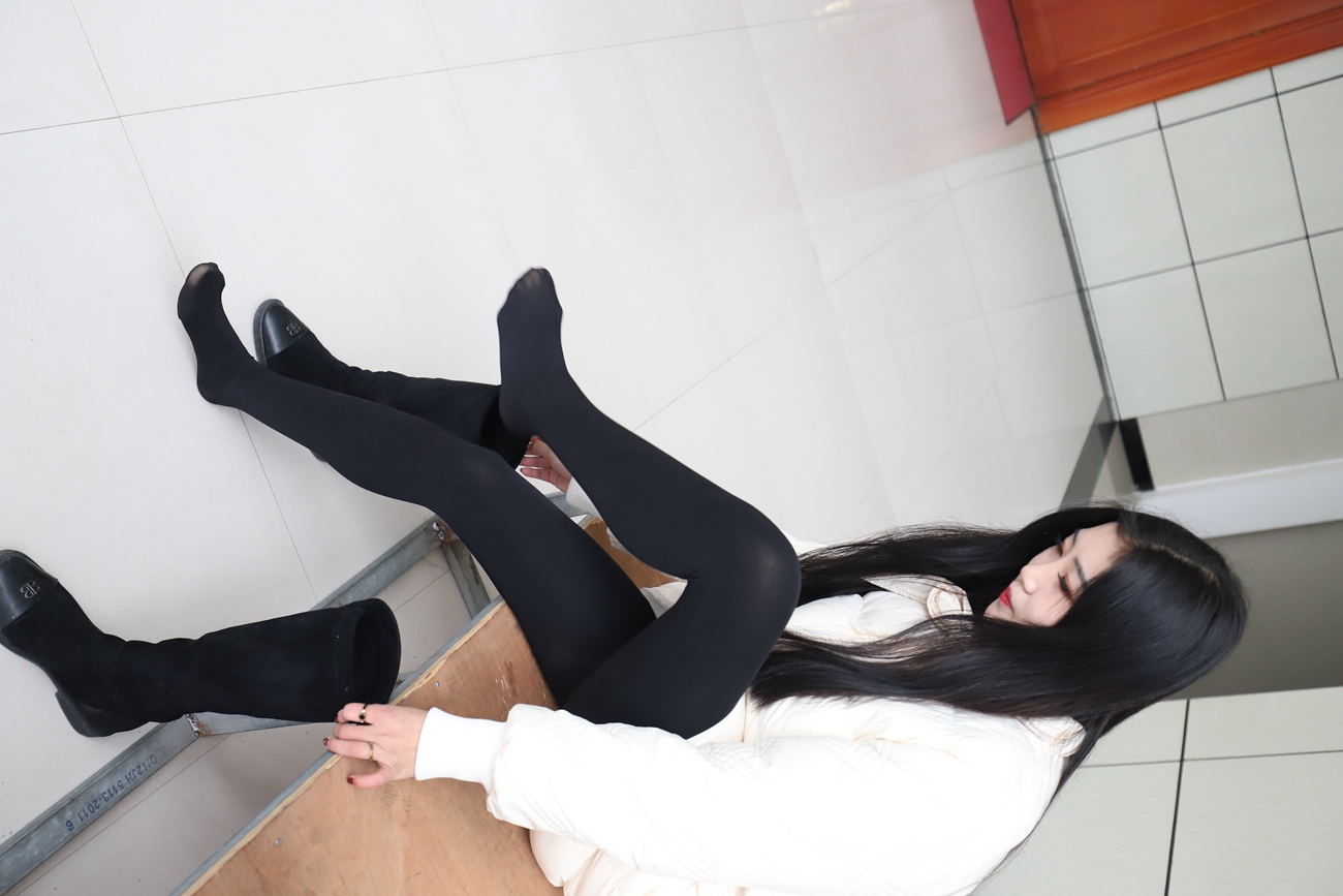 图片[37]-大西瓜爱牙膏-2019 7月活动 模特2（二） 黑丝长靴 [109P] – 速更版-美库