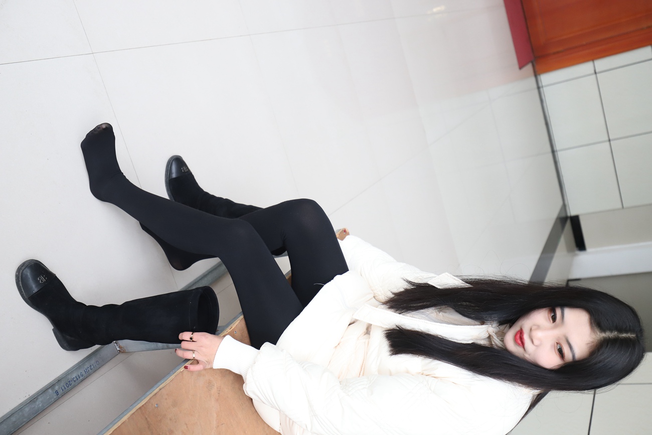 图片[40]-大西瓜爱牙膏-2019 7月活动 模特2（二） 黑丝长靴 [109P] – 速更版-美库