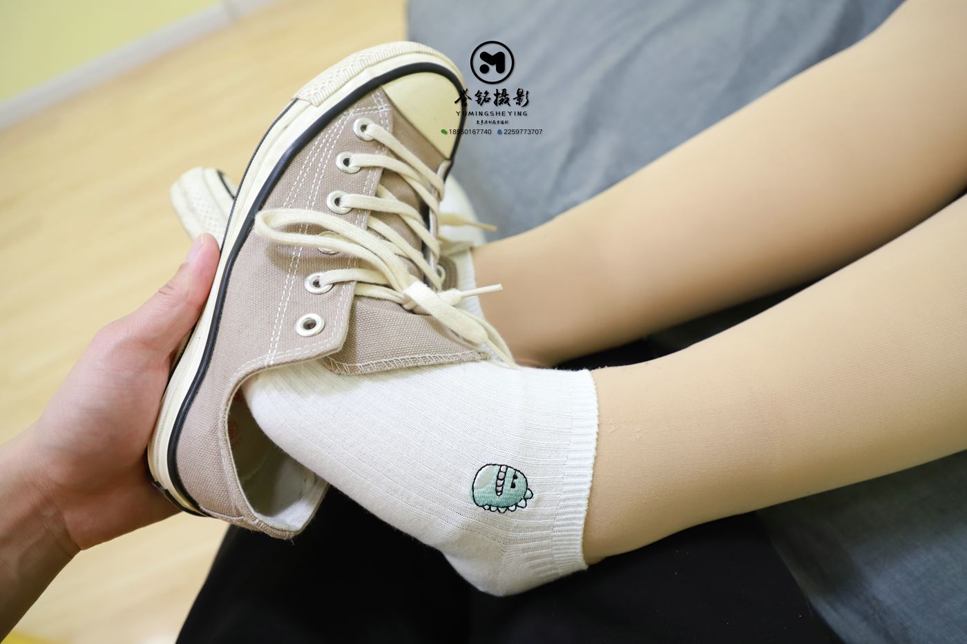 图片[12]-[誉铭传媒]袜足摄影 2020年 NO.002 白船袜肉丝[100P] – 速更版-美库