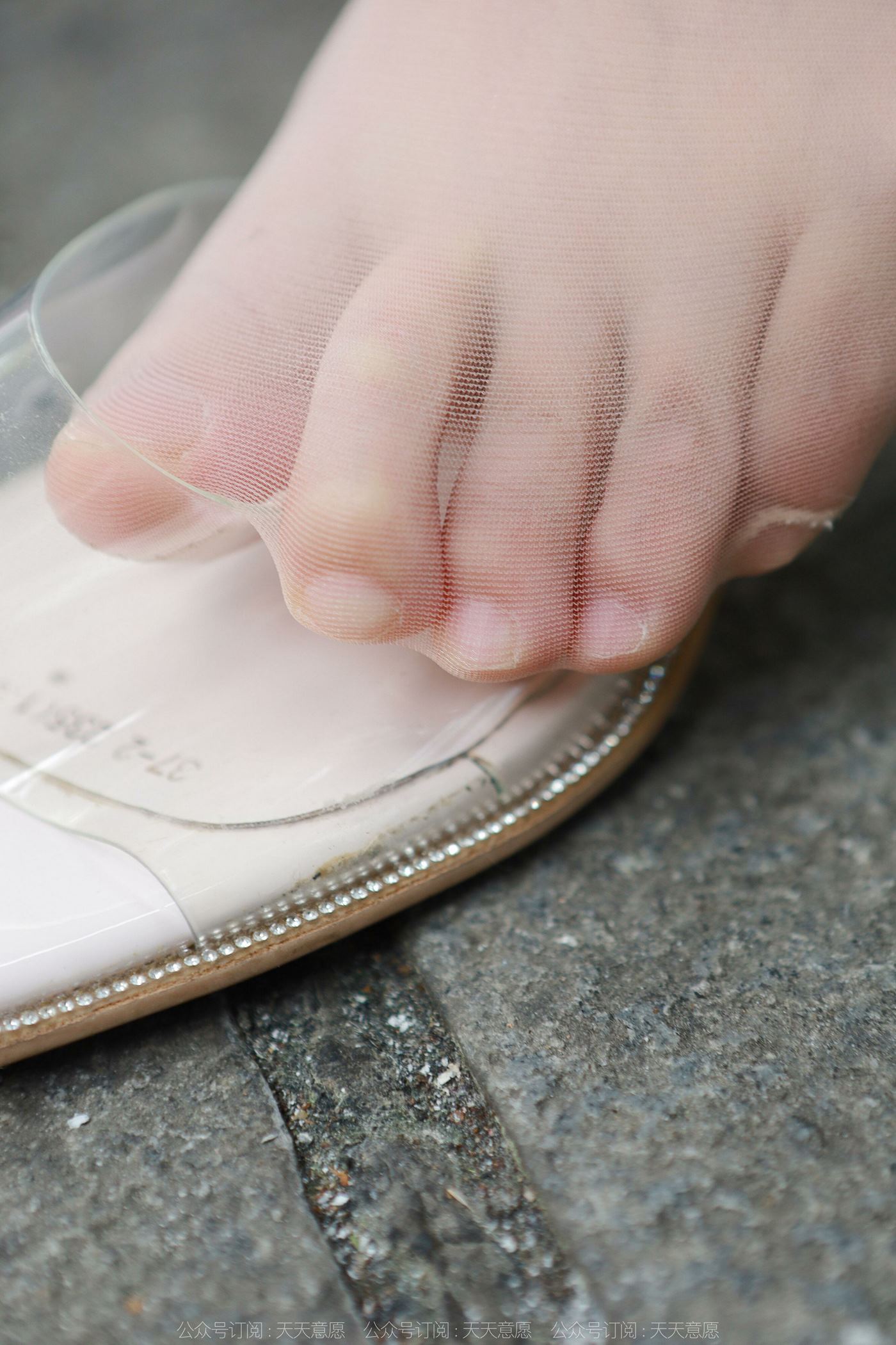 图片[17]-[IESS异思趣向] 2022.05.11 丝享家1085：秋秋《蓝色事业线》[86P] – 速更版-美库