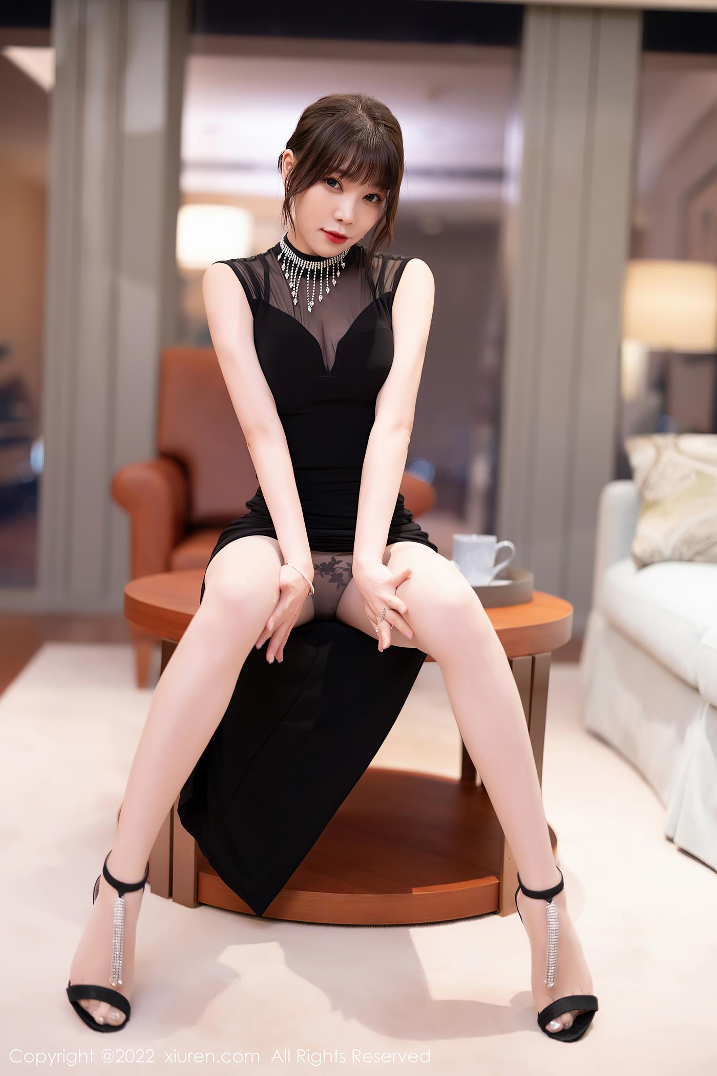 图片[16]-[XiuRen秀人网] 2022.08.18 No.5460 徐莉芝Booty 丝袜美腿[42P] – 速更版-美库