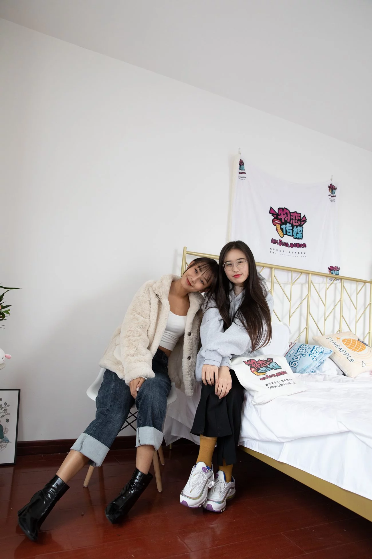 图片[186]-物恋传媒 NO.592 岚岚&菲菲-冬雨心荷[185P] – 速更版-美库