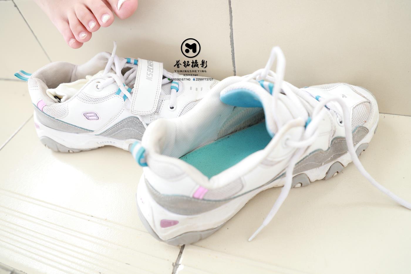 图片[54]-[誉铭传媒]袜足摄影 2020年 NO.030 楼梯间里的裸足[80P] – 速更版-美库