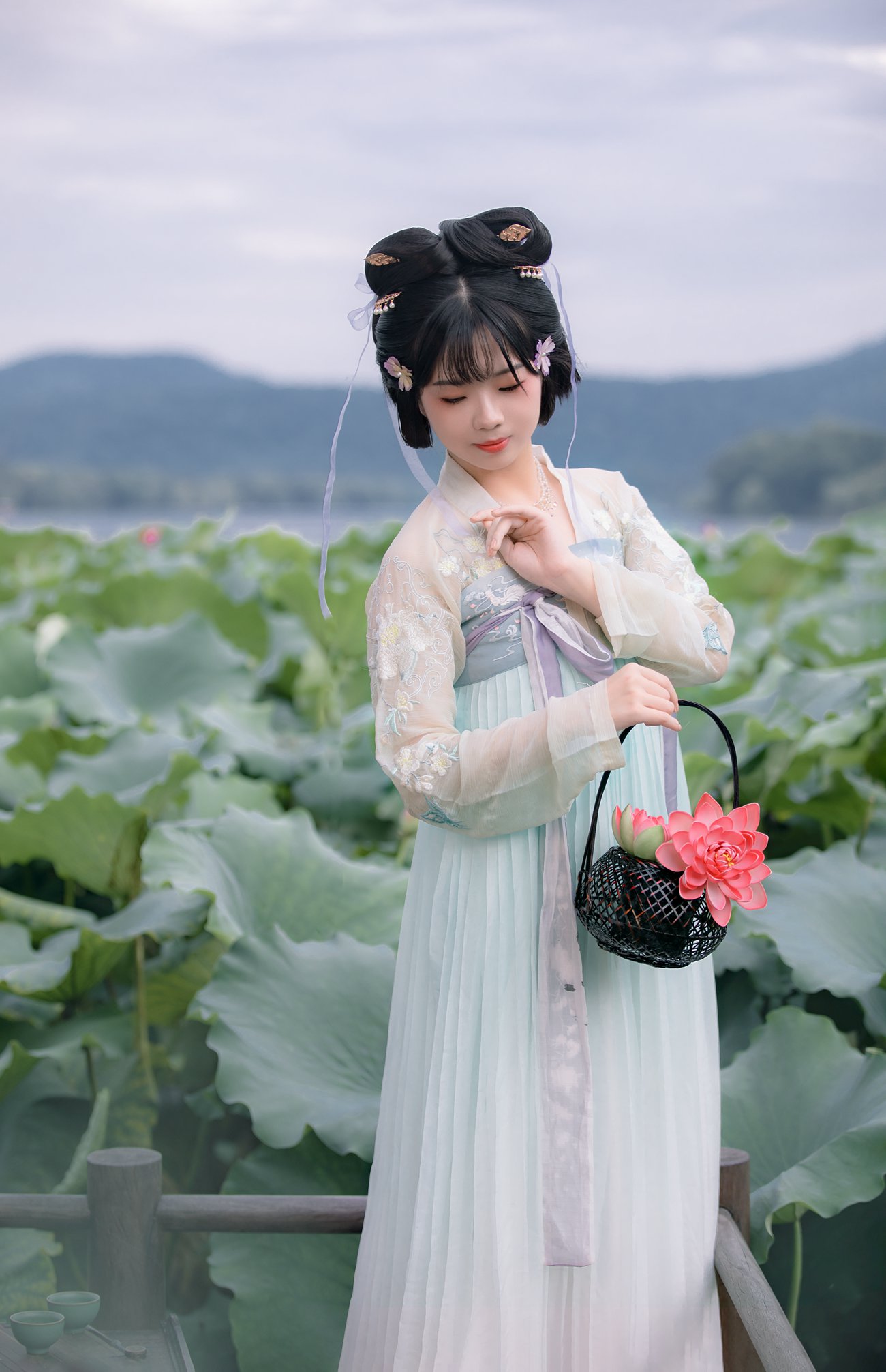 图片[14]-[YITUYU艺图语] 2021.12.24 赏荷 僵僵 [24P] – 速更版-美库