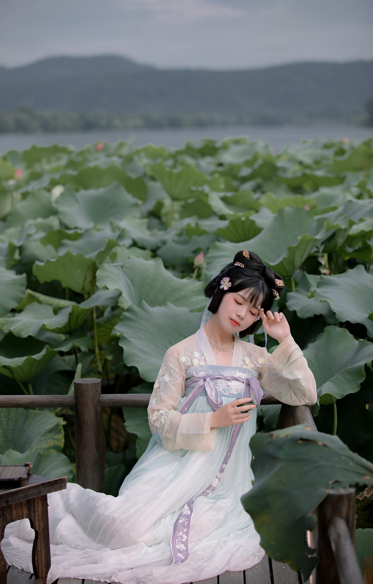 图片[15]-[YITUYU艺图语] 2021.12.24 赏荷 僵僵 [24P] – 速更版-美库