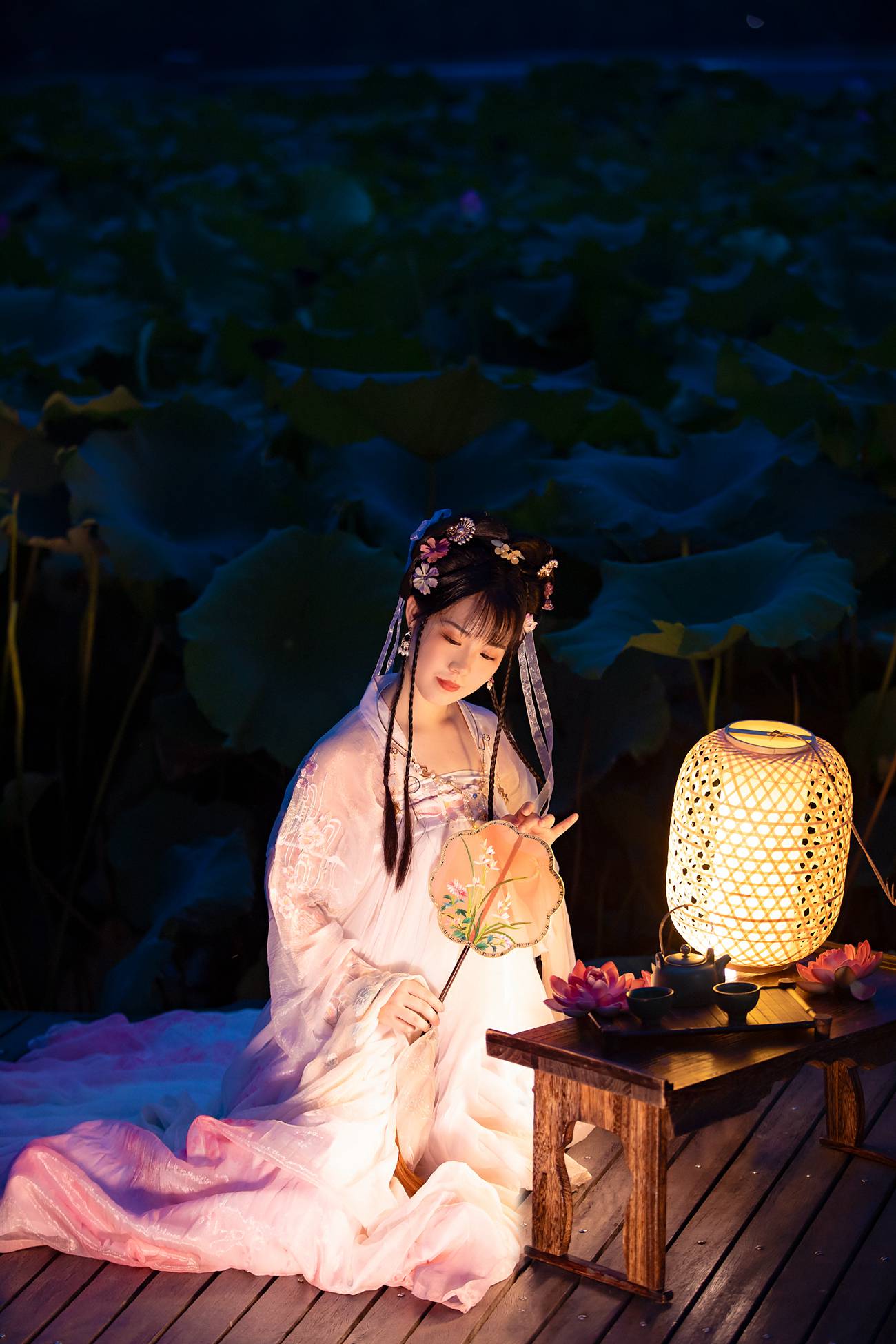 图片[25]-[YITUYU艺图语] 2021.12.24 赏荷 僵僵 [24P] – 速更版-美库